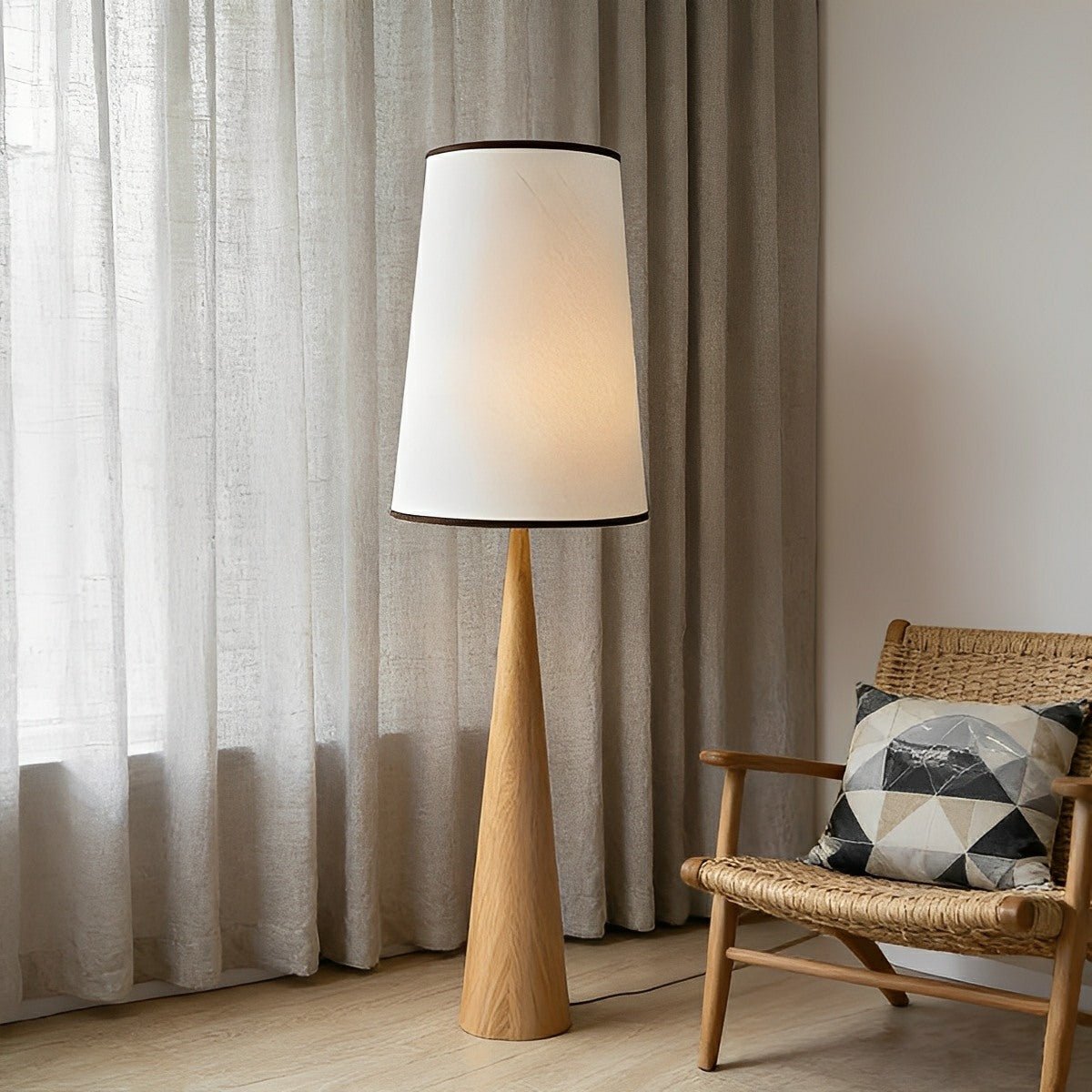 Vintage Wood Tapered LED Floor Lamp